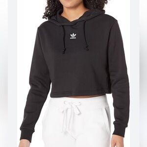 Aida’s size XL cropped hoodie ! Excellent condition